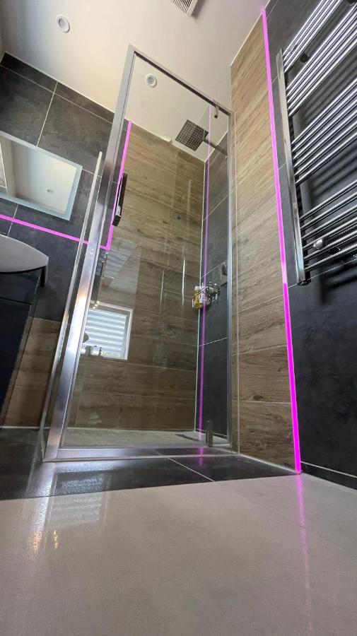 #4 Tgha Luxury One Bedroom Apartment In Athlone Esterno foto