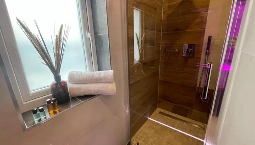 #4 Tgha Luxury One Bedroom Apartment In Athlone Esterno foto